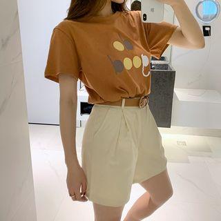 Set: Printed Short-sleeve T-shirt + High Waist Shorts