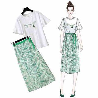 Set: Tasseled T-shirt + Printed Skirt
