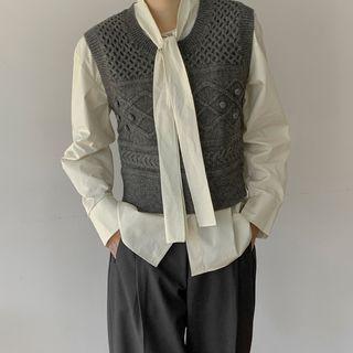 Pompom Cable-knit Sweater Vest