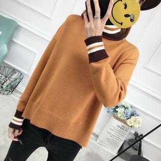 Turtleneck Contrast-trim Slit-side Sweater
