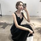 Plain Cutout Slim-fit Sleeveless Dress