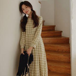 Button-back Pleated Long Plaid Dress
