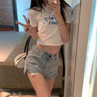 Short-sleeve Lettering Cropped T-shirt / Denim Shorts
