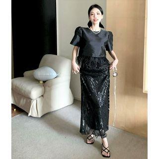 Short-sleeve Feather Cropped Top / Sequined Skirt