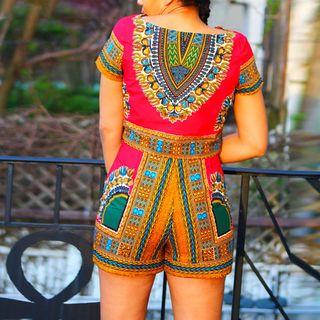 Set: Patterned Short-sleeve Top + High-waist Shorts