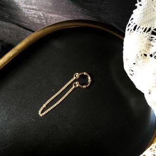 Chained Ear Cuff Single - Gold - One Size