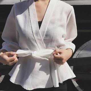 Bow Ruffle 3/4-sleeve Top