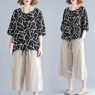 Printed Elbow-sleeve T-shirt / Cropped Wide-leg Pants