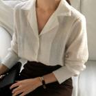 Notched-lapel Textrued Blouse