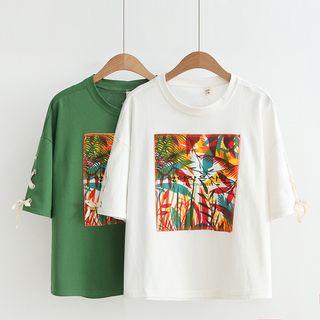 Bow Accent Printed T-shirt