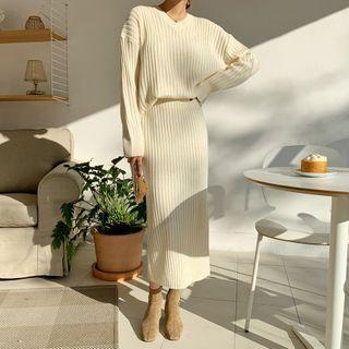 Set: Drop-shoulder Rib-knit Top + Rib-knit Skirt