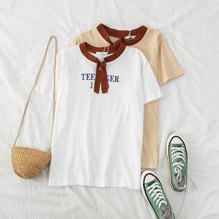 Short-sleeve Lettering Tied T-shirt