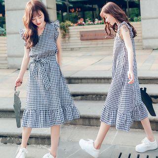 Ruffle Trim Sleeveless Midi Plaid Dress
