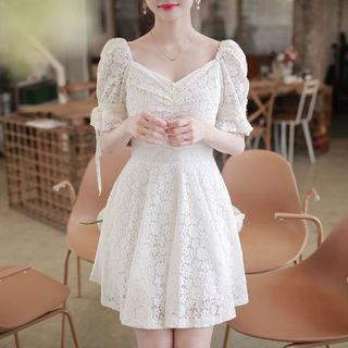 Sweetheart-neck Beribboned Lace Minidress