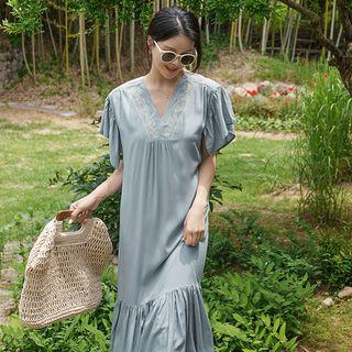 Flutter-sleeve Embroidered-detail Long Dress
