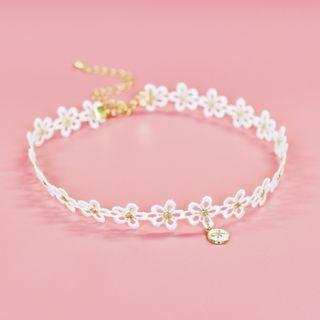 Flower Lace Choker (gold) One Size
