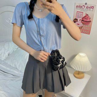 Short-sleeve Cropped T-shirt / Pleated Mini A-line Skirt / Set