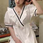 Short-sleeve Contrast Trim A-line Dress White - One Size