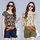 Set: Floral Print Short Sleeve Chiffon Top + Plain Shorts