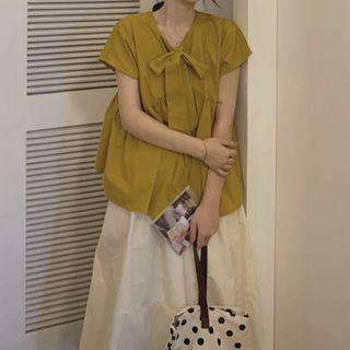 Short-sleeve Peplum Blouse / Midi A-line Skirt