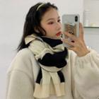 Two-tone Knit Scarf White - One Size