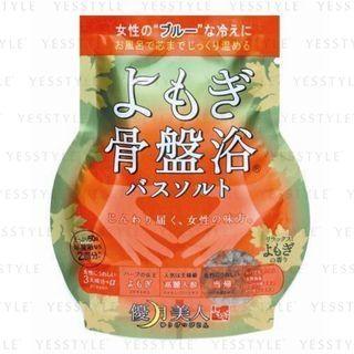 Yomogibijin - Mugwort Pelvic Bath Salts 50g