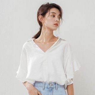 Frilled Short-sleeve V-neck Blouse