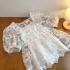 Set:short-sleeve Square-neck Lace Top + Camisole Top