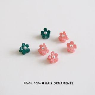 Flower Faux Pearl Acrylic Hair Clip / Set