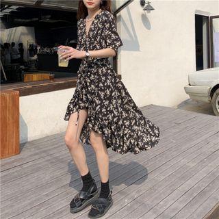 Short-sleeve V-neck Floral Printed Asymmetrical Hem Dress Black - One Size
