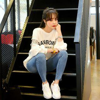 Floral Lace-panel Lettering Sweatshirt