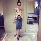 Feather Print T-shirt