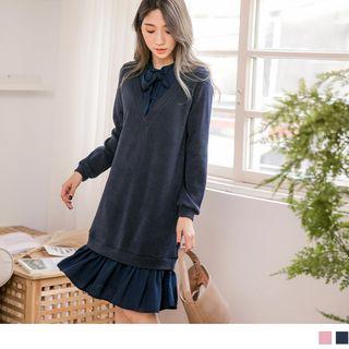 Mock Two Piece Ruffled Hem Lace-up Dress