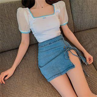 Short-sleeve Cropped Top / Denim Fitted Skirt