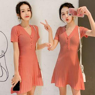 V-neck Short-sleeve Knit A-line Dress