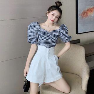 Puff-sleeve Plaid Top / Wide-leg Shorts