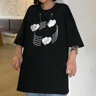 Elbow-sleeve Chain-accent Heart Print T-shirt