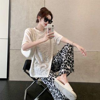 Short-sleeve Plain T-shirt / Leopard Print Wide Leg Pants