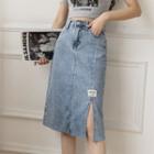Short-sleeve Cropped T-shirt / A-line Denim Skirt
