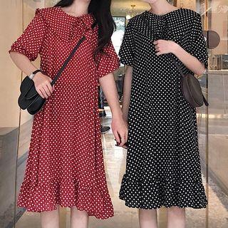 Dotted Short-sleeve Chiffon Shift Dress