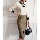 Shirred-trim Slit-side Skirt