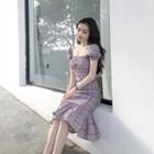 Plaid Square-neck Short-sleeve Slim-fit Dress