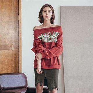 Off-shoulder Lettering Cotton Pullover