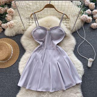 Suspender Plain Open-back Pleated A-line Dress