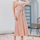 Plaid Cloud-shoulder Short-sleeve Maxi A-line Dress
