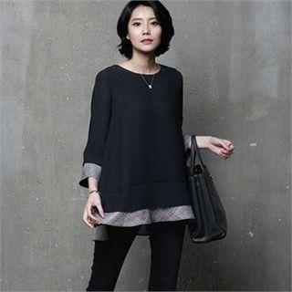 Check-detail Zip-back Top