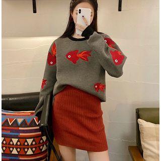 Goldfish Embroidered Pullover / Rib Knit Mini Skirt