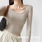 U-neck Slim-fit Crop T-shirt In 6 Colors