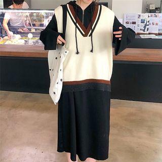 V-neck Knit Vest / Midi Hoodie Dress