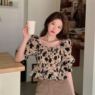 Short-sleeve Square Neck Floral Cropped Blouse